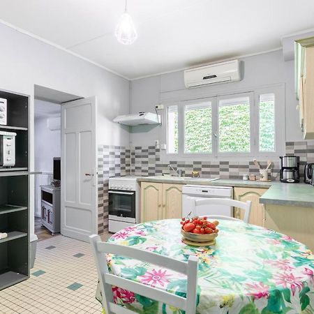Ombrelle Villa Le Pian-sur-Garonne Екстериор снимка