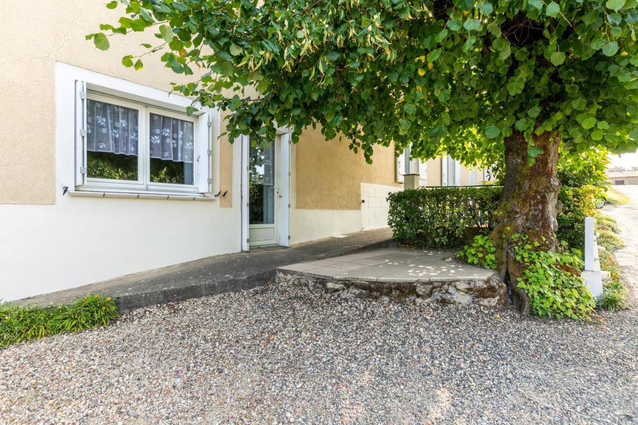 Ombrelle Villa Le Pian-sur-Garonne Екстериор снимка